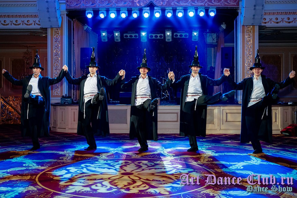 Включи 7 40. Хава Нагила танец. Танец Хава Нагила еврейский Нагила. Еврейский танец Хава. Евреи танцуют Хава Нагила.